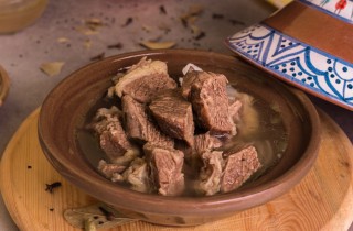 Come riutilizzare la carne da brodo: 3 idee da sperimentare