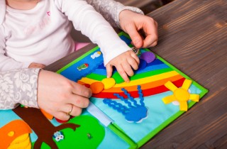 Libri di feltro per bambini fai da te: 7 idee da copiare