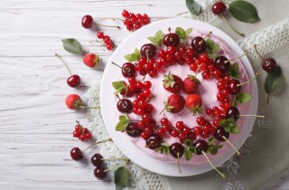 Torte decorate con le ciliegie: 9 idee per le decorazioni