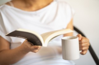 Enola Holmes, i libri con protagonista la sorella di Sherlock