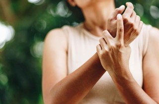 Cos'è la Sindrome del tunnel carpale e i rimedi della nonna