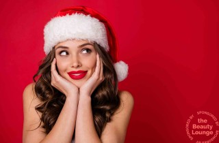 Feste di Natale, le migliori colorazioni per look da sogno