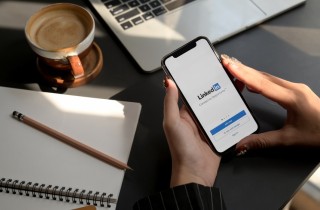 Come usare i social media per trovare lavoro