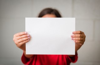 Stelle di carta facili: i passaggi per le decorazioni di Capodanno