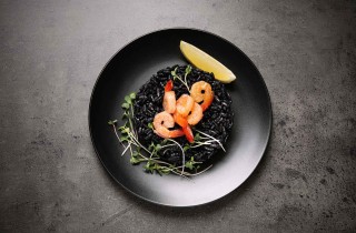 Come preparare il riso nero con gamberetti