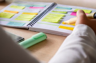 Stress da troppi impegni: come gestirlo in 7 mosse