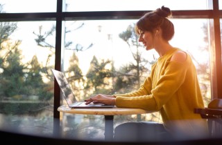 5 modi per creare una postazione computer più sostenibile