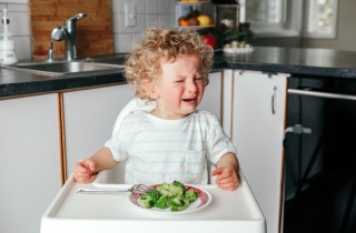 Come evitare i capricci durante i pasti