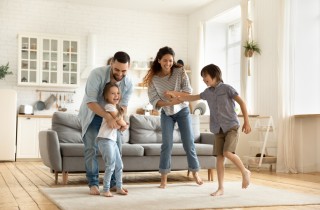 Come far divertire i bambini a casa: 3 idee divertenti