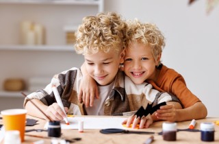 Halloween per bambini: 2 passatempi creativi e divertenti