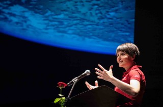 Samantha Cristoforetti: i libri da leggere per conoscerla meglio