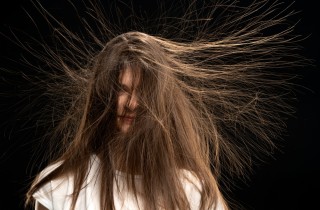Capelli elettrici: i rimedi veloci