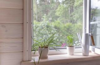 Come pulire le zanzariere a rullo