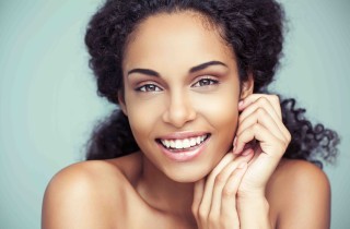 Colore di capelli per pelli scure, quale preferire