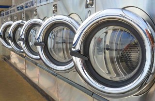 Quali capi di abbigliamento portare in lavanderia