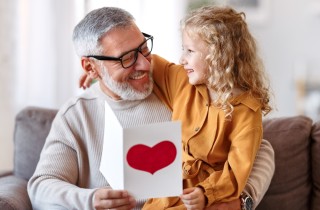 Festa dei nonni, le frasi più commoventi per degli auguri speciali