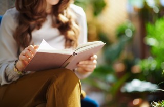 Festa della donna: i 10 libri da regalare alle amiche