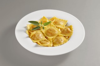 Tortellini di patate alle nocciole