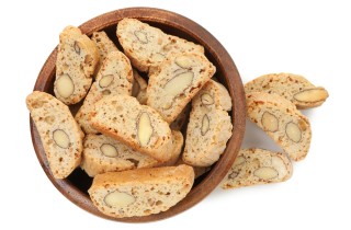 Come si preparano i biscotti Quaresimali e le differenze con i cantucci