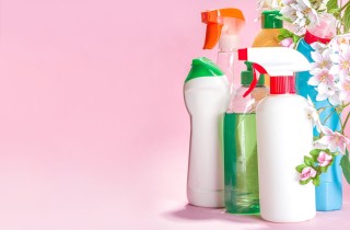 Come organizzare le pulizie di primavera senza stress