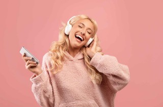 Le canzoni degli anni 90 di moda oggi su TikTok