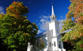 capodanno appartamenti villaggio chiese inverno osterie botteghe