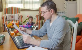 papà regole lavoro impegno casa famiglia bambini figli