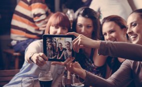  figli adolescenti faceebok mamma papà genitori responsabilità