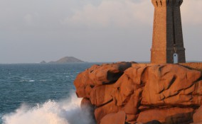 Bretagna faro viaggi Francia