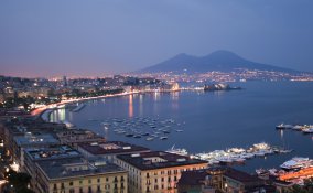 Napoli Vesuvio Campania Pasqua vacanze