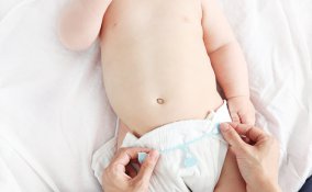 bambino pannolino