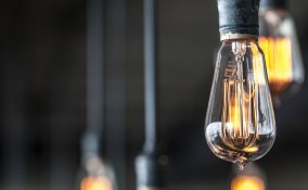 luci illuminare lampadina lampada