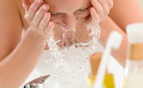 viso spazzola pulizia pelle