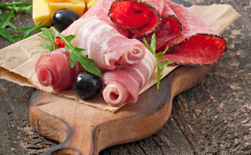 affettati salumi formaggio verdura frutta piatto freddo cucina 