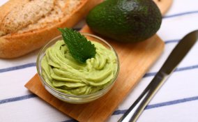 cucina vegana, maionese veggie, avocado