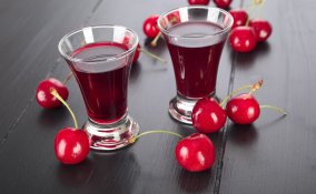 frutta estiva, ciliegia, liquore cherry