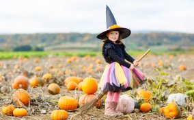 vestito strega bambina fai da te, costumi fai da te Halloween