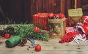 come decorare scatola panettone, decoupage scatola, come decorare scatola pandoro