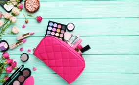 beauty case, viaggio, come risparmiare spazio