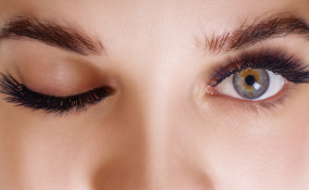 buchi alle sopracciglia