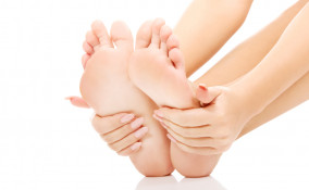 pelle morta piedi cause, pelle morta piedi