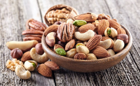 calorie, frutta secca, qual è la più leggera