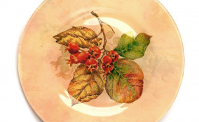 decorazioni autunno fai da te, piatto decoupage, decorazioni autunno decoupage