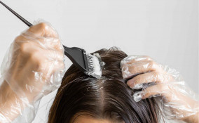 Come togliere la tinta per capelli dalle mani