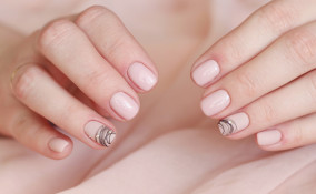 spider gel, nail art, decorazione unghie