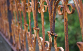 come riparare ringhiera arrugginita, come togliere ruggine da ringhiera