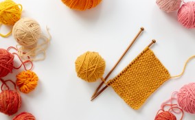 lavorare a maglia fa male, lavorare a maglia salute