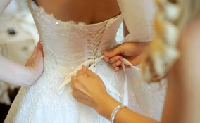 Sognare di indossare abito da sposa