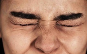 Sognare di non riuscire ad aprire gli occhi