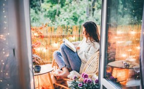 arredare balcone autunno, balcone autunno idee